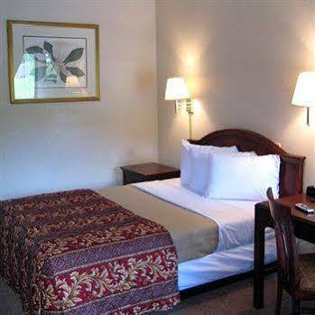 Charlotte Express Inn Eksteriør billede