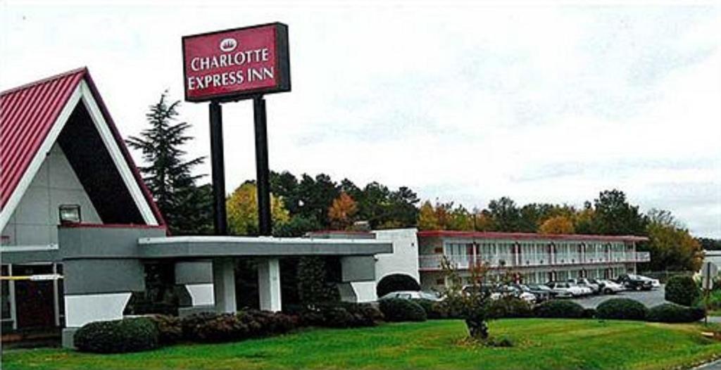 Charlotte Express Inn Eksteriør billede